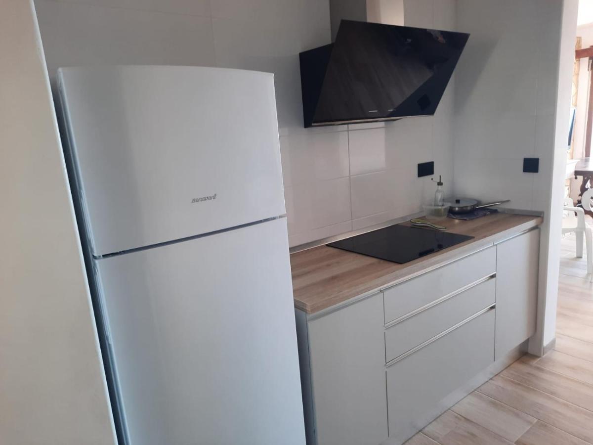 Apartamento Deluxe Cau Del Llop Llanca Bagian luar foto