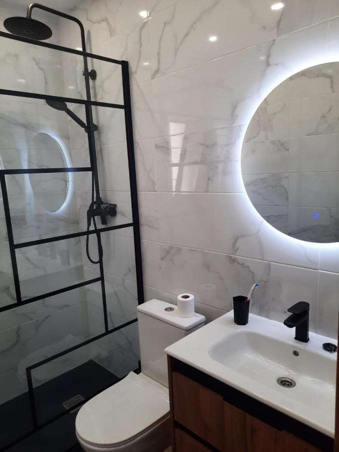 Apartamento Deluxe Cau Del Llop Llanca Bagian luar foto