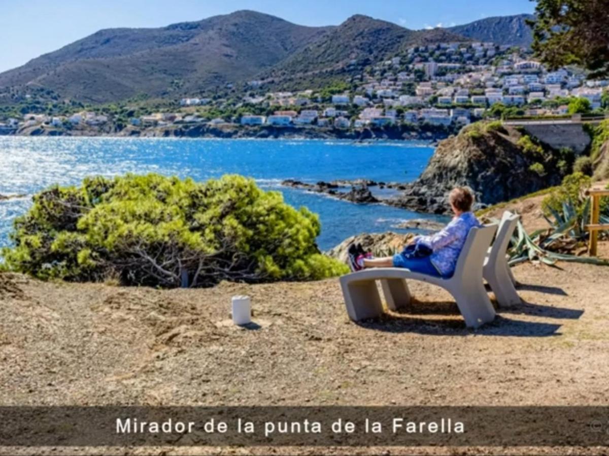 Apartamento Deluxe Cau Del Llop Llanca Bagian luar foto